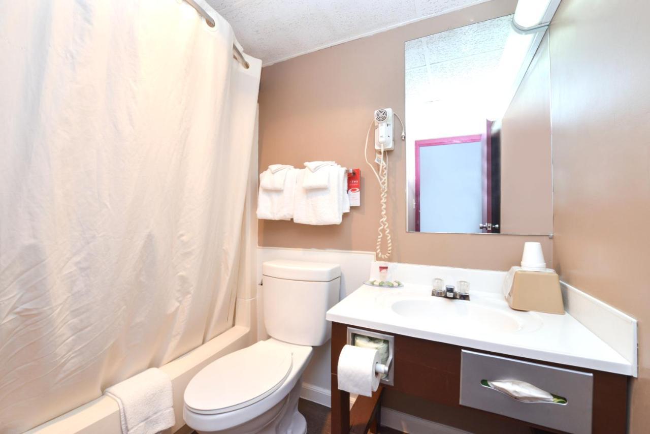 Country Garden & Suites เบนตัน ภายนอก รูปภาพ