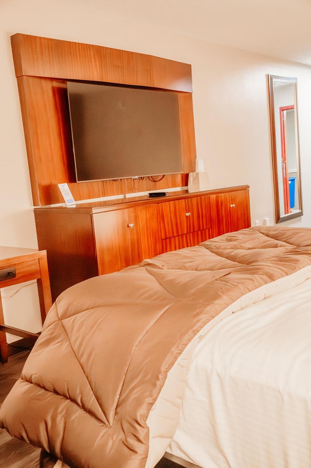 Country Garden & Suites เบนตัน ภายนอก รูปภาพ