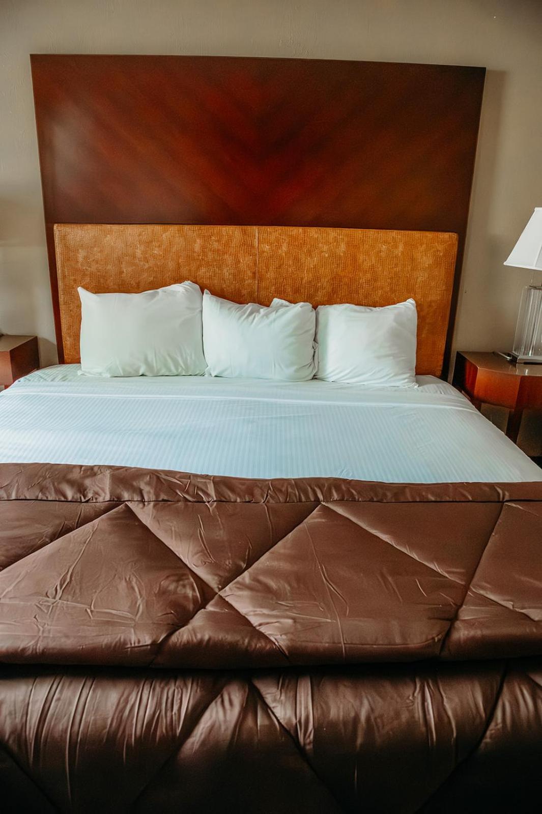 Country Garden & Suites เบนตัน ภายนอก รูปภาพ